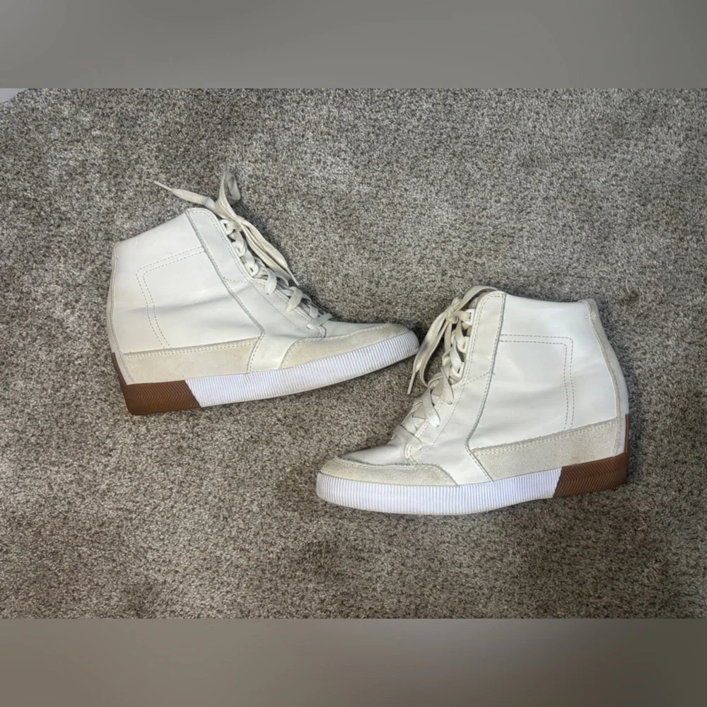 Sorel Out N About Sea Salt Gum 2 Women's Wedge Lace Up Bootie  Shoes Size 8.5